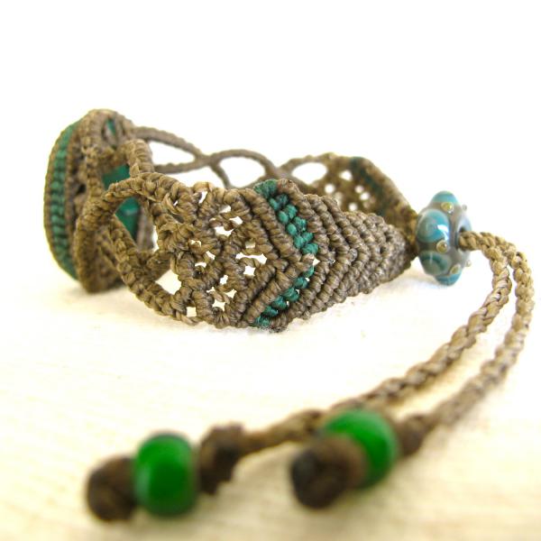 Curvy malachite bracelet 2