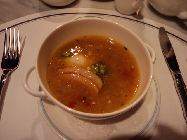 鴨肉とオクラのスープ
