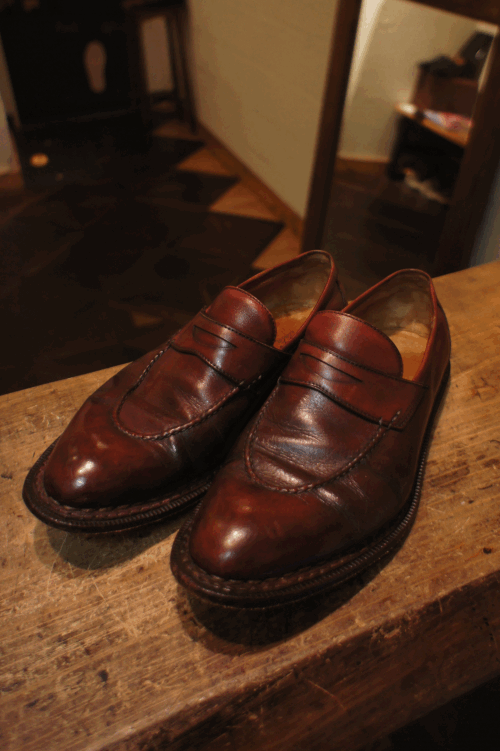 靴修理・注文靴Bontàブログ ストールマンテラッシのノルベジェーゼ製法の靴を手縫いでオールソール。