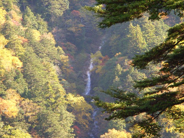 オロオソロシの滝3