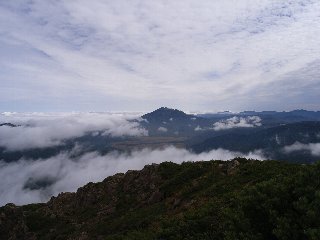山頂からの燧ケ岳
