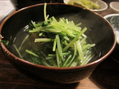 京水菜とクジラのコロの菜っ葉煮