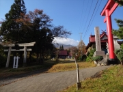 登山道入口の赤倉山神社